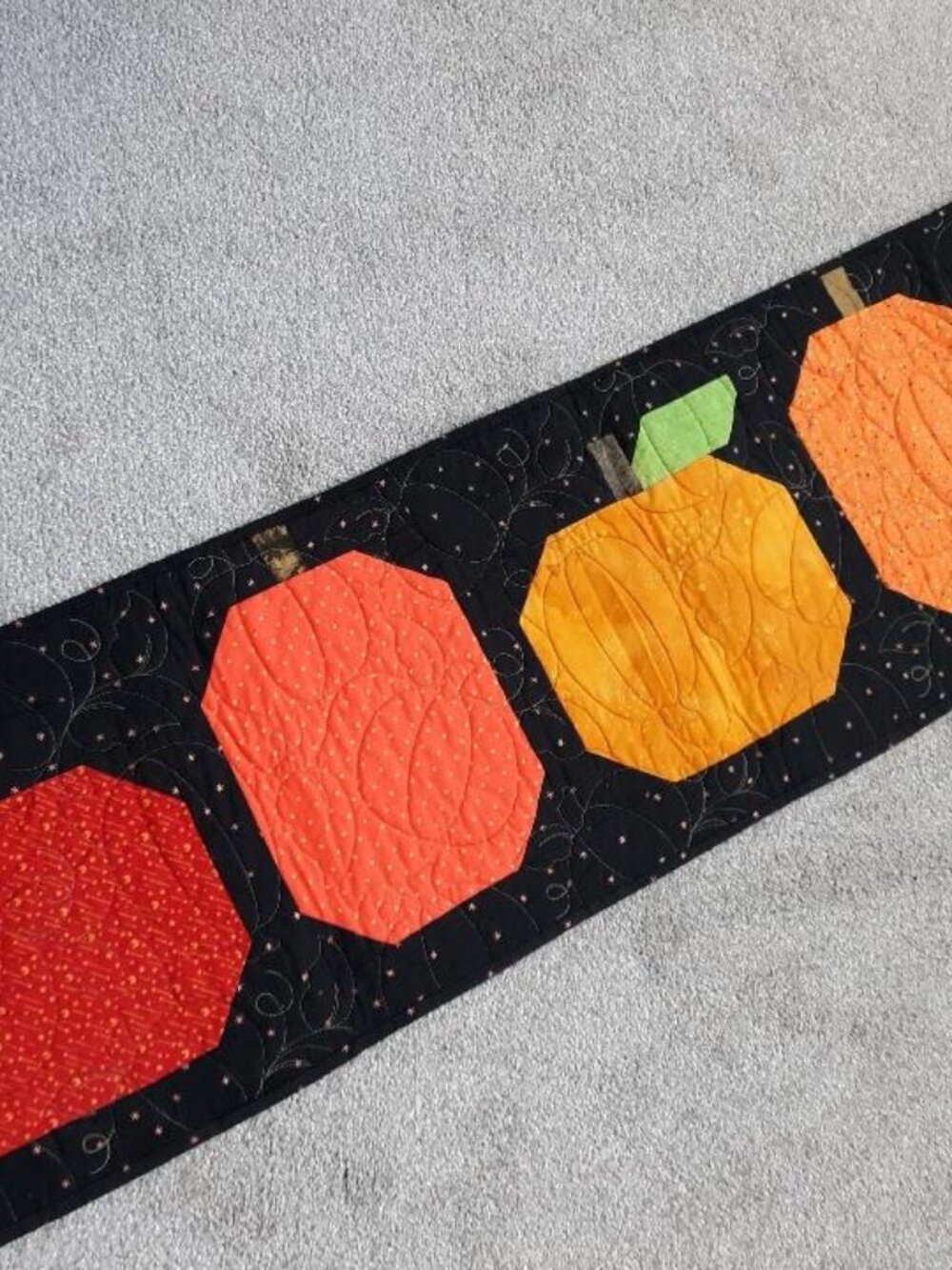 Handmade PUMPKINS QUILT Table Runner OOAK, NEW! Fall Harvest Thanksgiving Autumn